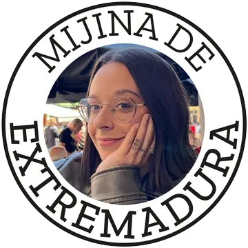 Imagen de retrato de Blanca, parte del equipo de Mijina de Extremadura, incluida en la sección de presentación del equipo creativo.