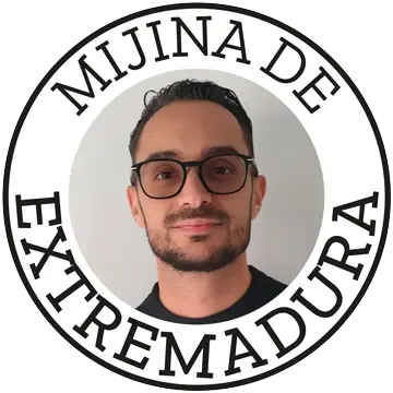 Fotografía de Gonzalo, integrante del equipo creativo de Mijina de Extremadura, usada en la página de quiénes somos.
