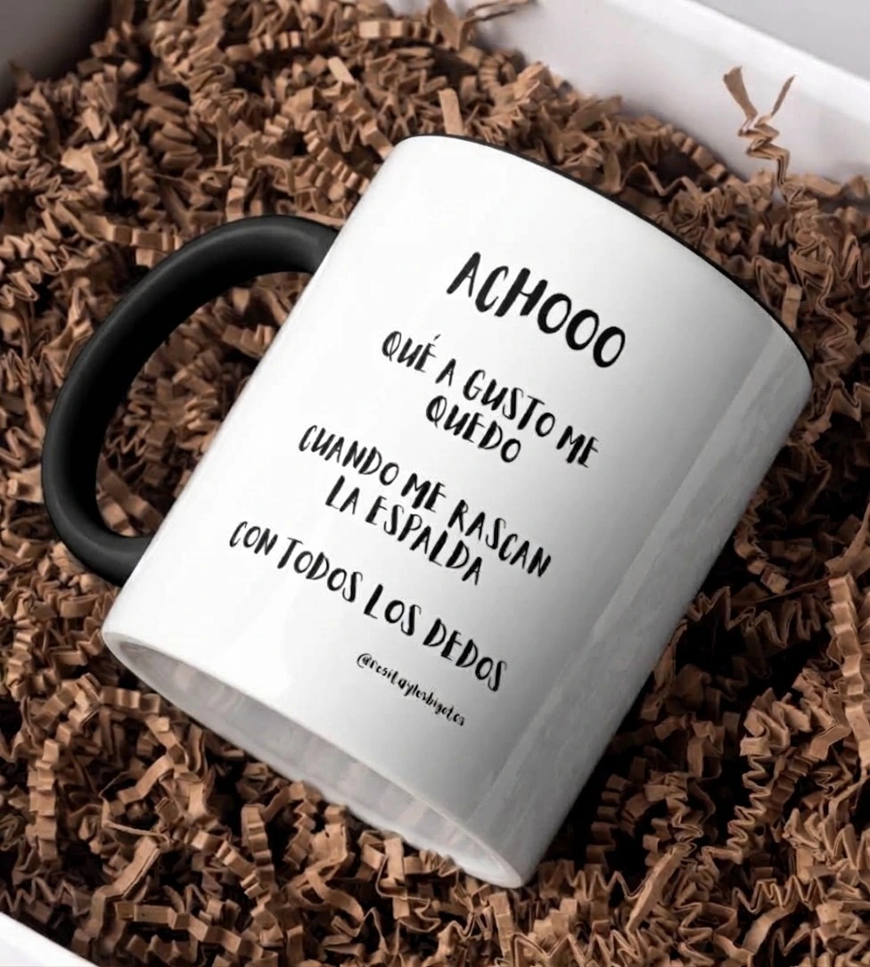 Taza Rosita y los Bigotes - Acho